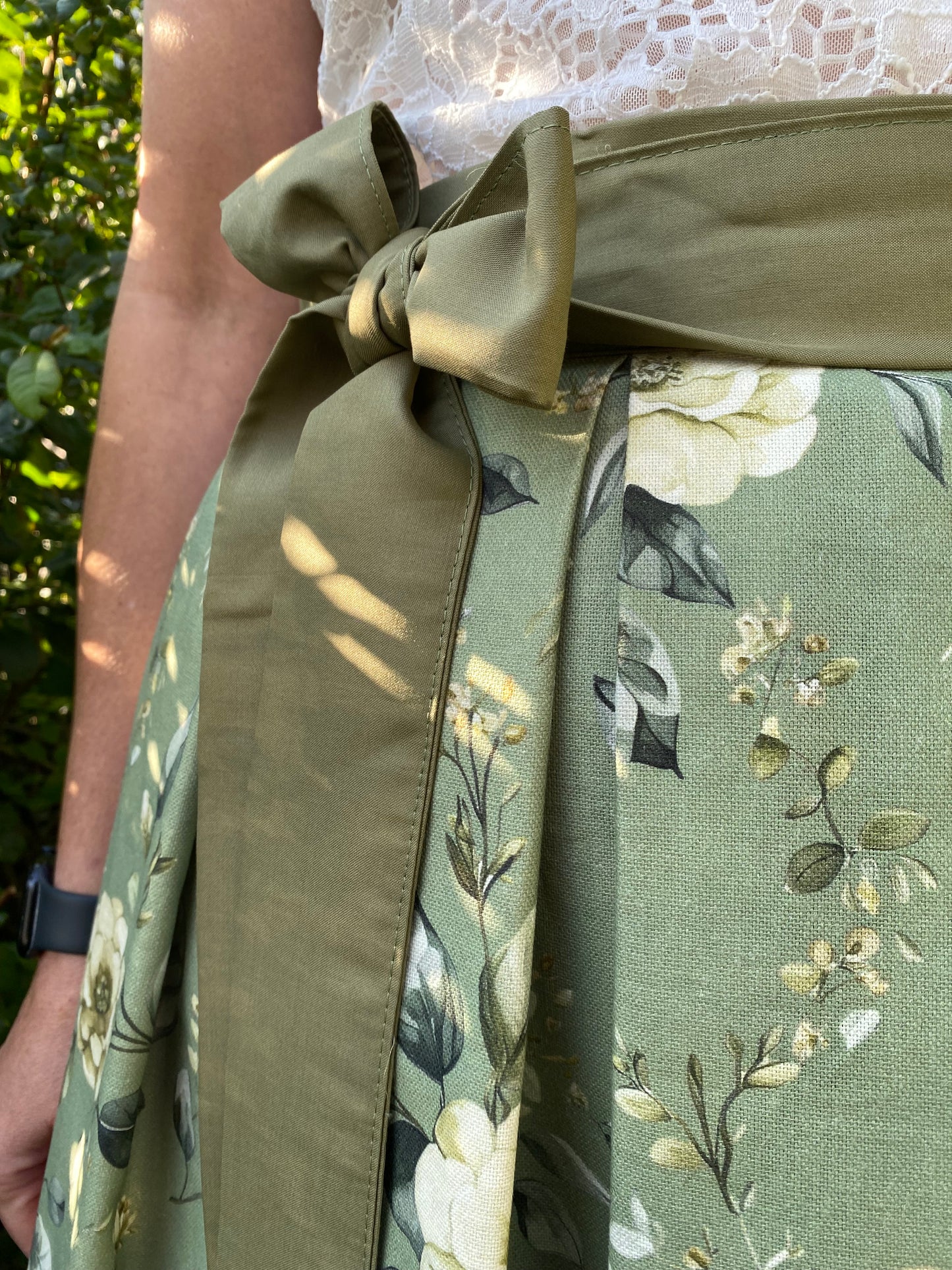 Damen Wickelrock Blumencanvas grün