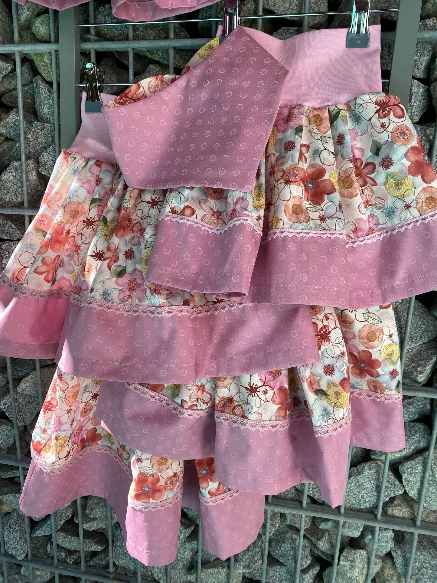 Trachtenrockerl Blumentraum rosa