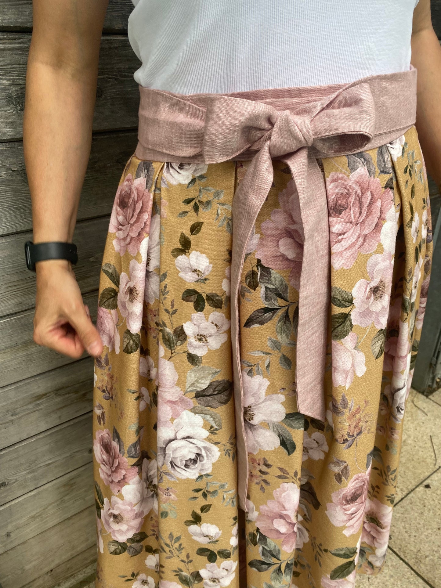 Damen Wickelrock Blumencanvas gelb/rose
