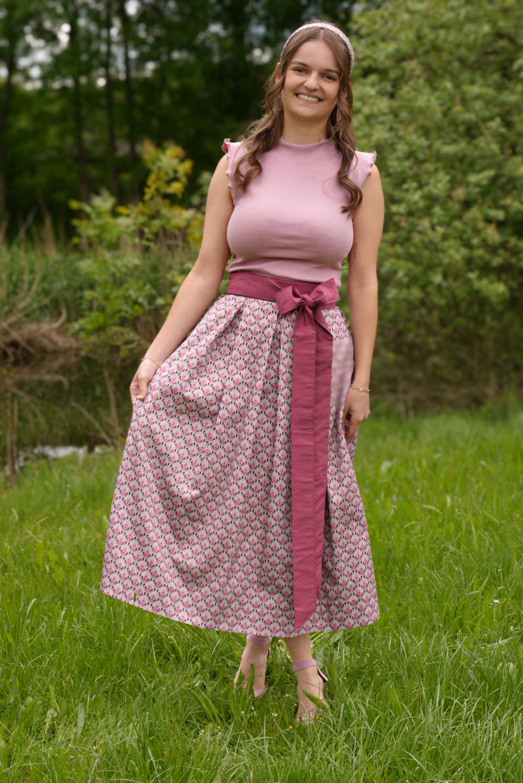 Damen Wickelrock Retromuster Feine Blumen Lang
