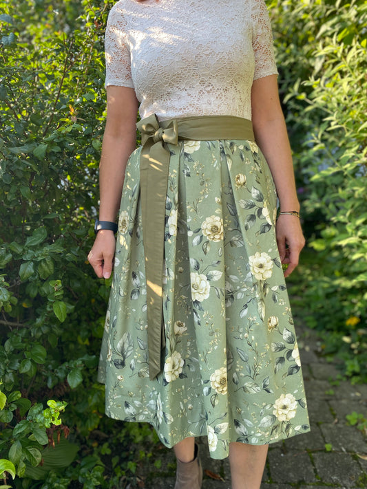 Damen Wickelrock Blumencanvas grün