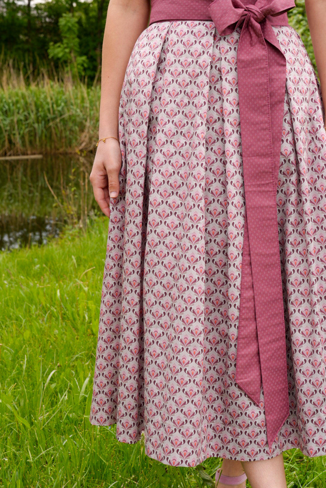 Damen Wickelrock Retromuster Feine Blumen Lang