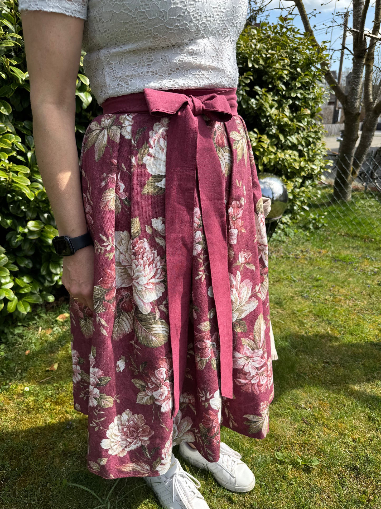 Damen Wickelrock Blumencanvas Bordeaux